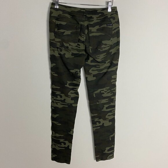Sanctuary Pull on Skinny Pants Camo Womens Medium M Green - Picture 5 of 7